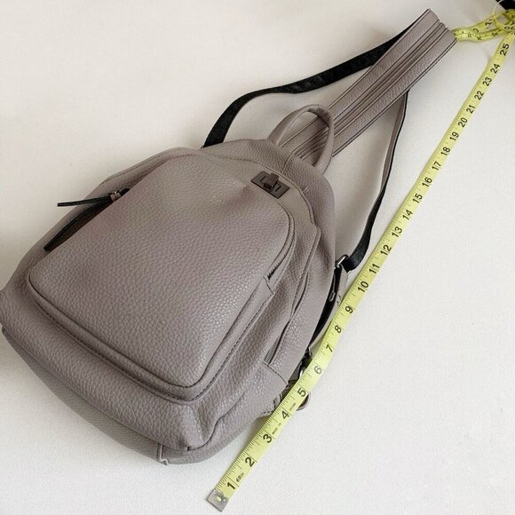 Tutilo‎ Medium Backpack Gray Taupe Multiple Pockets Pebbled Finish Zip Strap main image 4